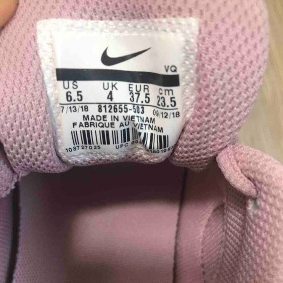 NWT  Nike Tanjun Plum Chalk W AUTHENTIC - Picture 7 of 8